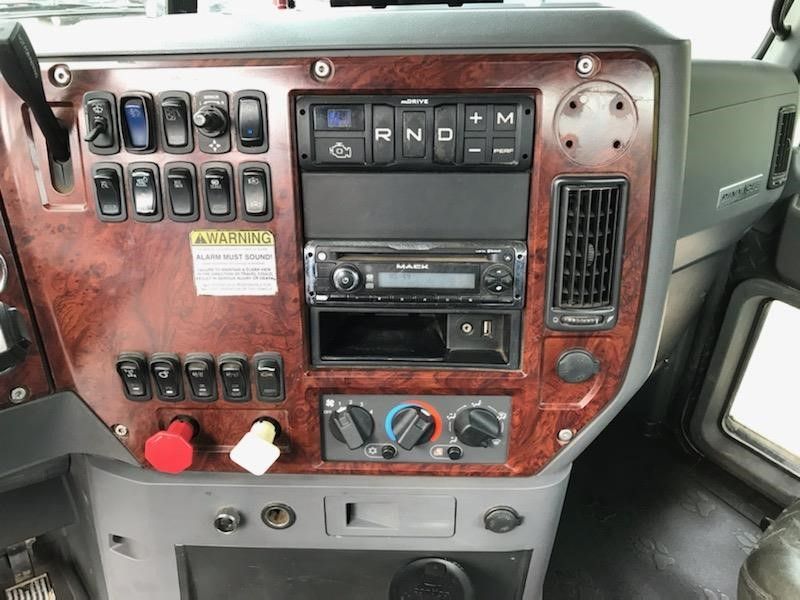 2014 MACK PINNACLE CXU613 6016836465