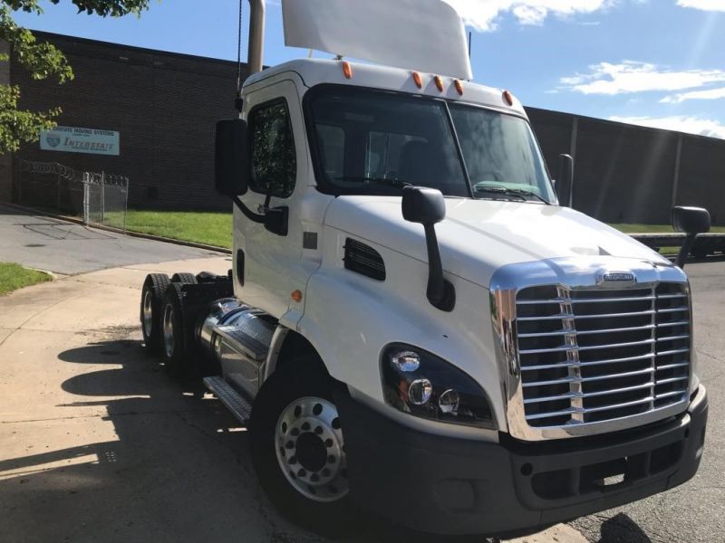2014 FREIGHTLINER CASCADIA 113 6043068831