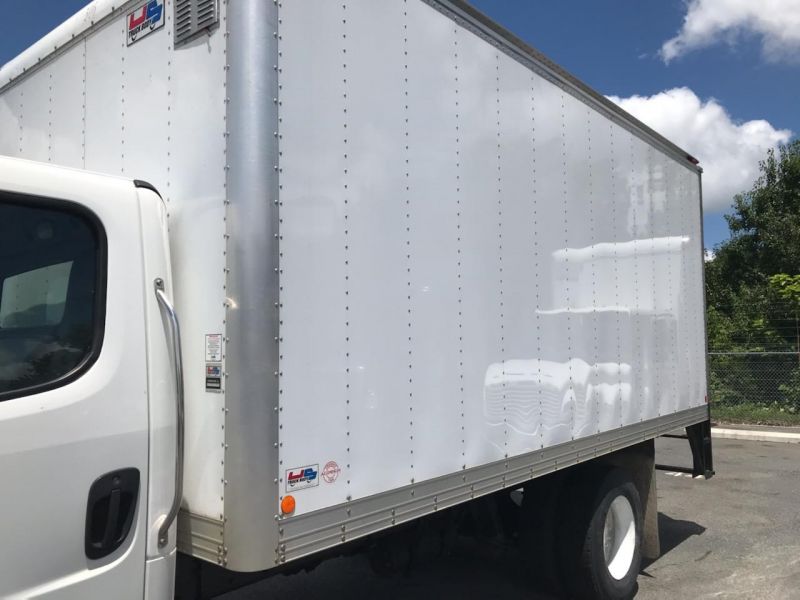2014 US TRUCK BODY 18 FT 6083719641