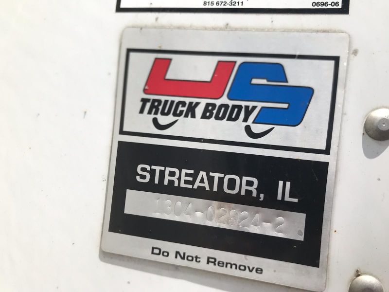 2014 US TRUCK BODY 18 FT 6083719933