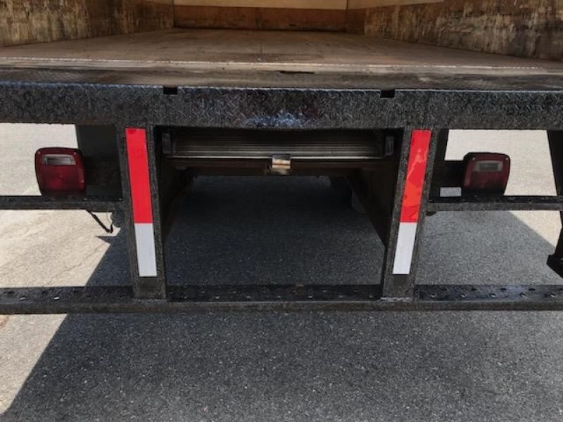 2014 US TRUCK BODY 18 FT 6083720357