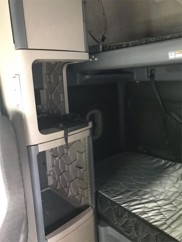 2014 FREIGHTLINER CASCADIA 125 6118619783