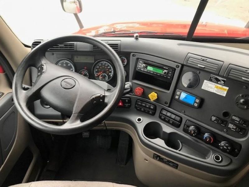2018 FREIGHTLINER CASCADIA 125 7078896771