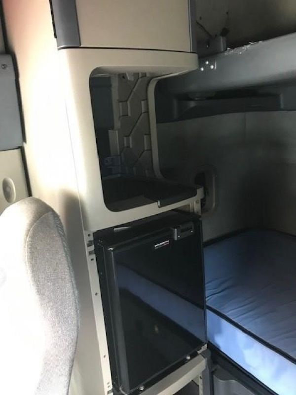2018 FREIGHTLINER CASCADIA 125 7078896957