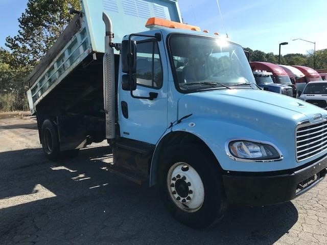 2012 FREIGHTLINER BUSINESS CLASS M2 106 8042057335