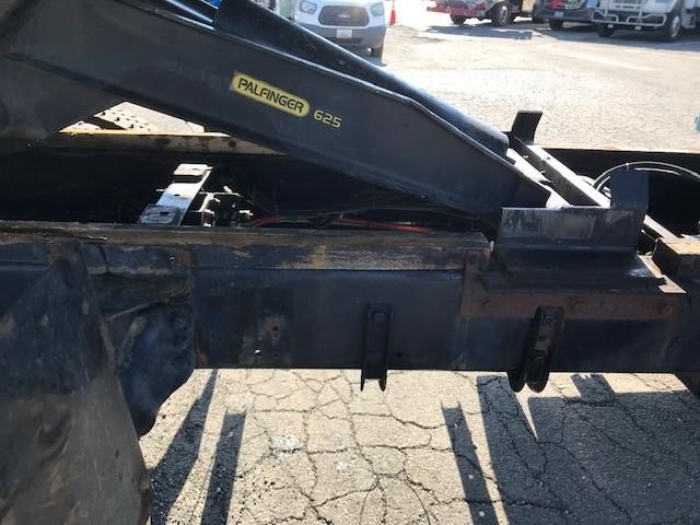 2012 FREIGHTLINER BUSINESS CLASS M2 106 8042057391