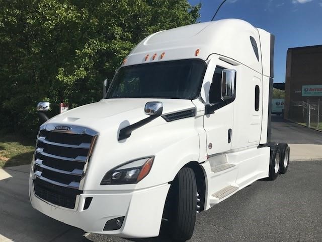 2023 FREIGHTLINER CASCADIA 126 9002996136