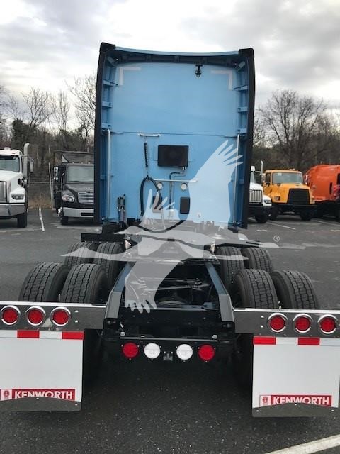 2022 KENWORTH T680 8010073993
