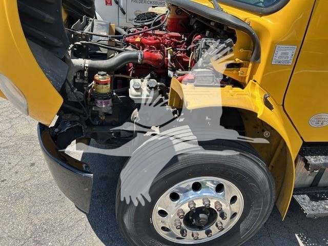 2018 FREIGHTLINER BUSINESS CLASS M2 106 9068087820