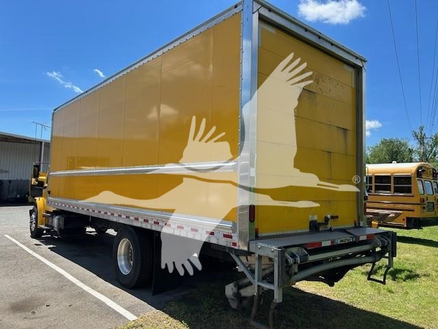 2018 FREIGHTLINER BUSINESS CLASS M2 106 9068087836