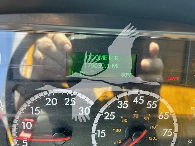 2018 FREIGHTLINER BUSINESS CLASS M2 106 9070071043