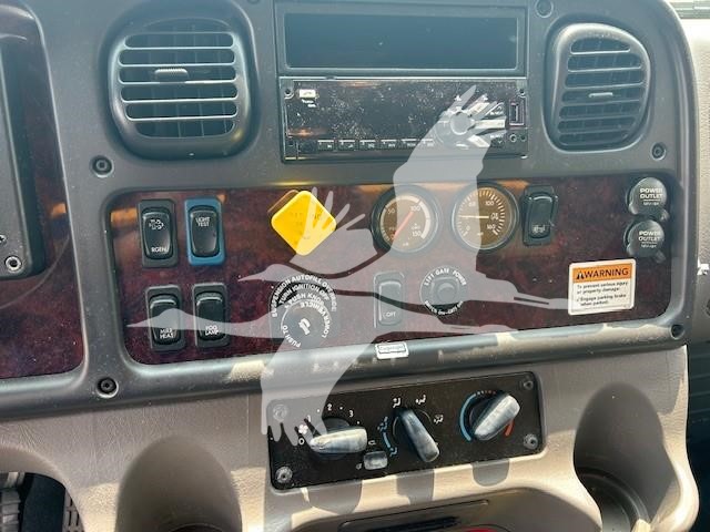2018 FREIGHTLINER BUSINESS CLASS M2 106 9070071125
