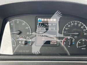 2025 FREIGHTLINER BUSINESS CLASS M2 106 PLUS 9049529678