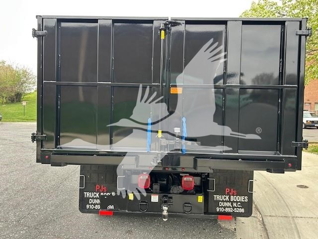 2025 FREIGHTLINER BUSINESS CLASS M2 106 PLUS 9049529734