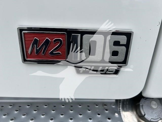 2025 FREIGHTLINER BUSINESS CLASS M2 106 PLUS 9049529813