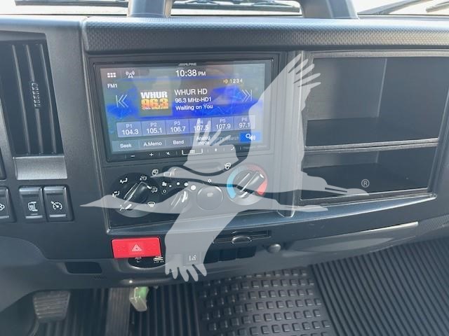2023 ISUZU NRR 9073935815