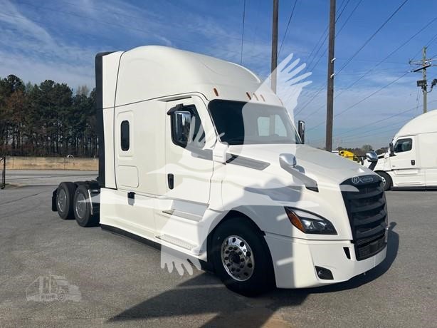 2024 FREIGHTLINER CASCADIA 126 10001315964
