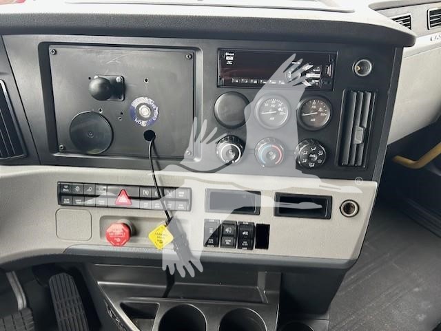 2020 FREIGHTLINER CASCADIA 116 10003633825