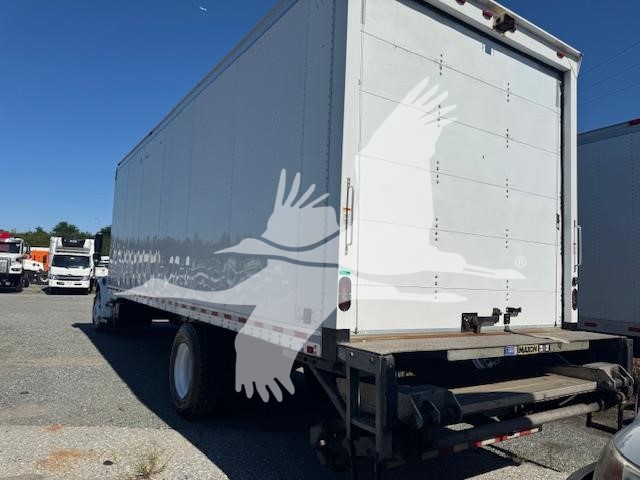 2018 FREIGHTLINER BUSINESS CLASS M2 106 10004956316