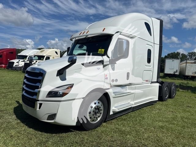 2025 FREIGHTLINER CASCADIA 126 10008333458