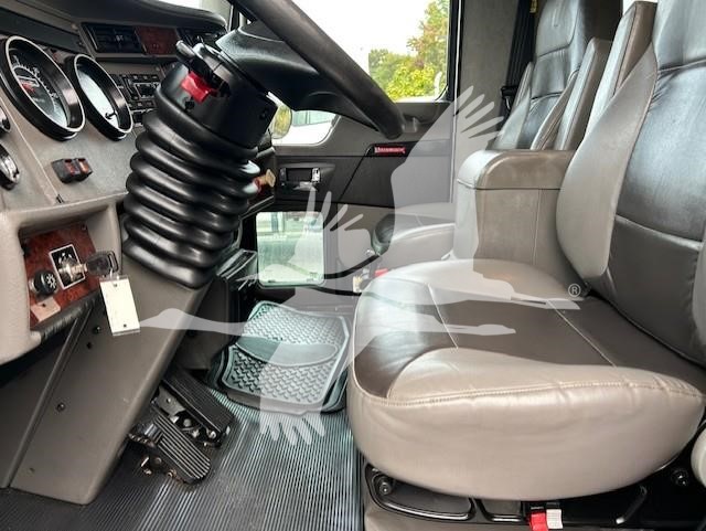 2009 KENWORTH T370 10014055671