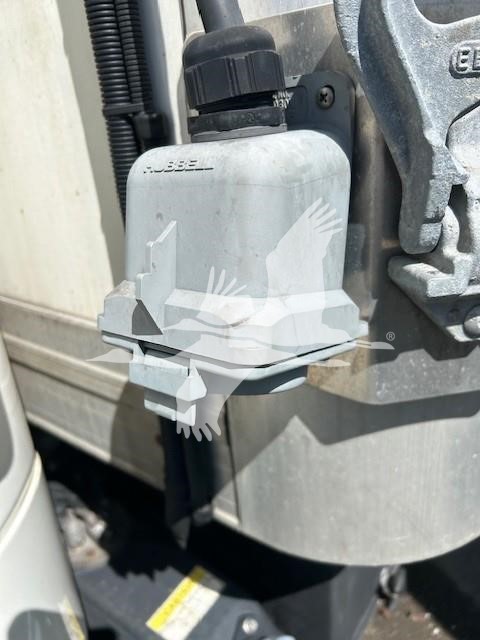 2018 SUPREME 26 FT 9048980713