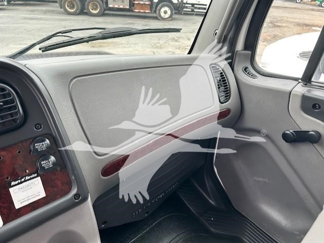 2024 FREIGHTLINER CASCADIA 126 10028491219