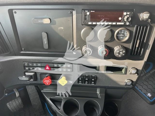 2024 FREIGHTLINER CASCADIA 126 10028491229