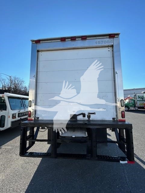 2016 FREIGHTLINER BUSINESS CLASS M2 106 11000232426