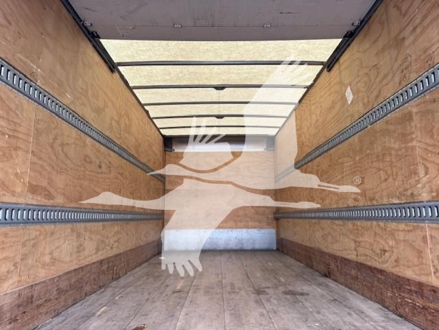 2022 ISUZU NRR 11005973092