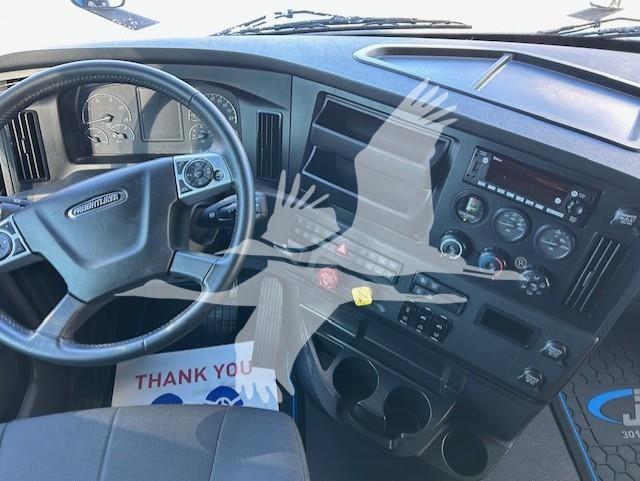 2025 FREIGHTLINER CASCADIA 126 11006829031