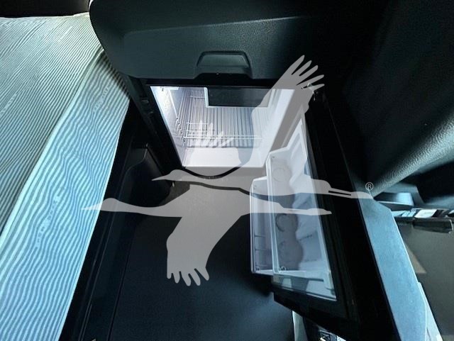 2025 FREIGHTLINER CASCADIA 126 11006829040