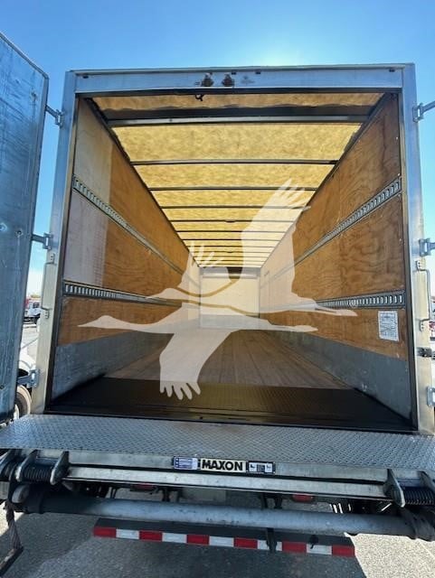 2020 HINO 268 11016752145