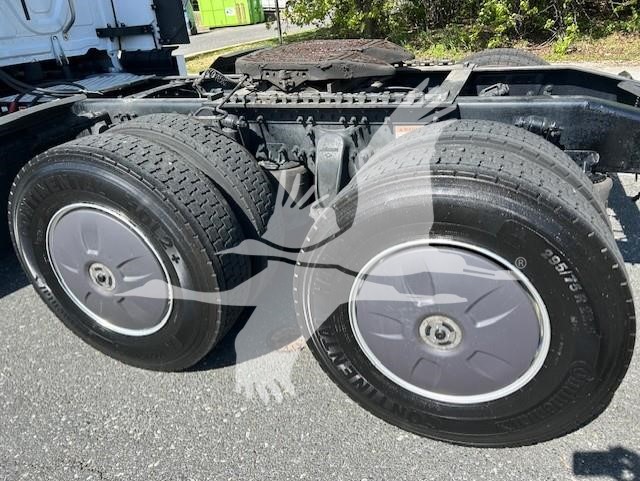 2025 FREIGHTLINER CASCADIA 126 11016779781