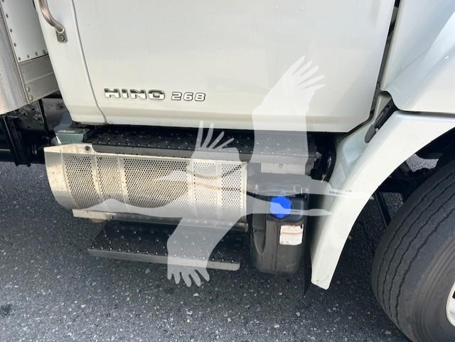 2019 HINO 268 11018787396