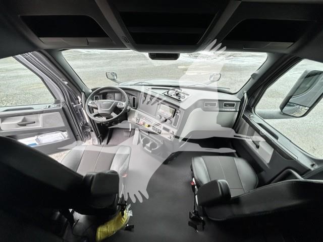 2027 FREIGHTLINER CASCADIA 126 11025131279