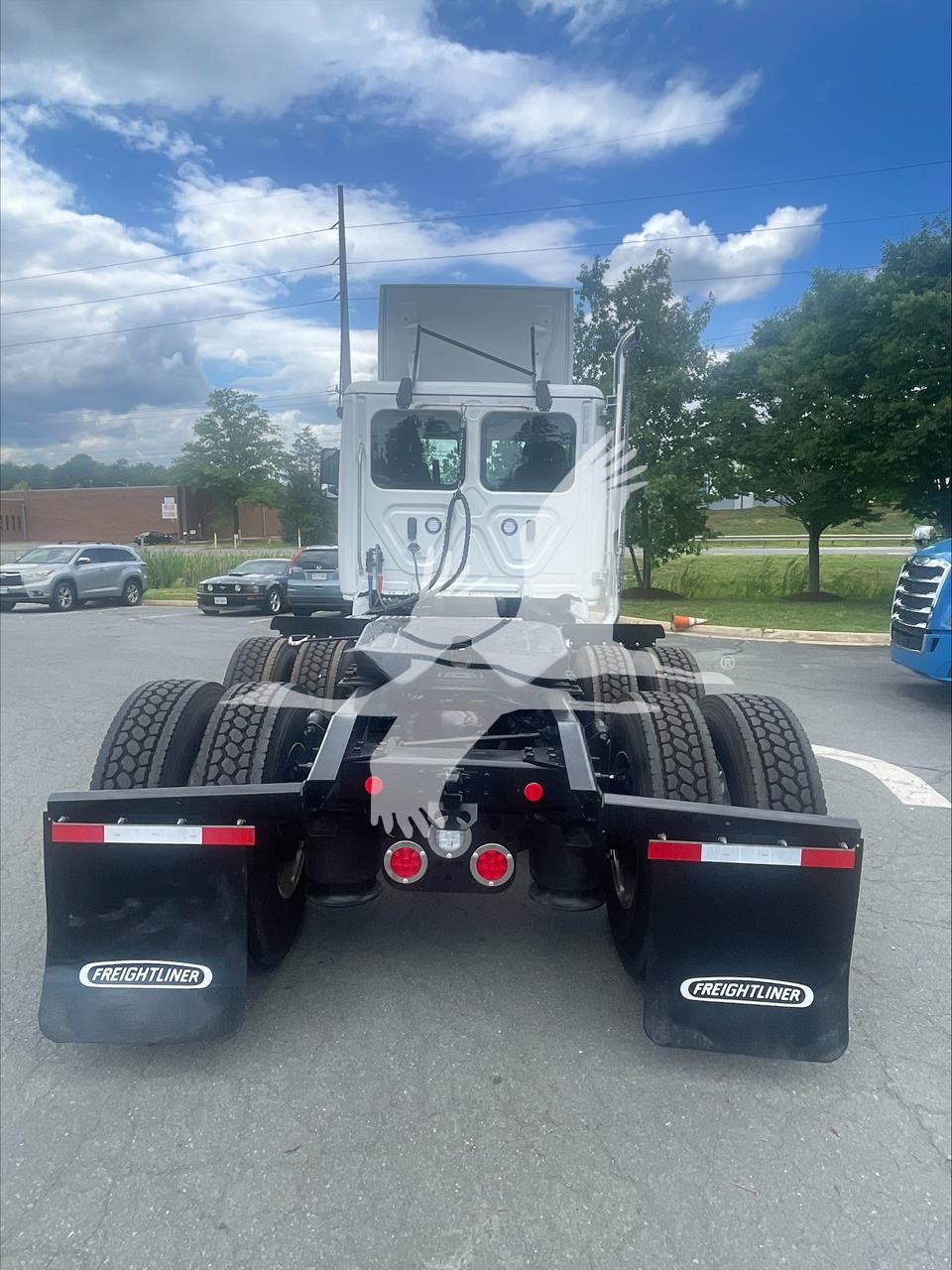 2027 FREIGHTLINER CASCADIA 126 11028982703